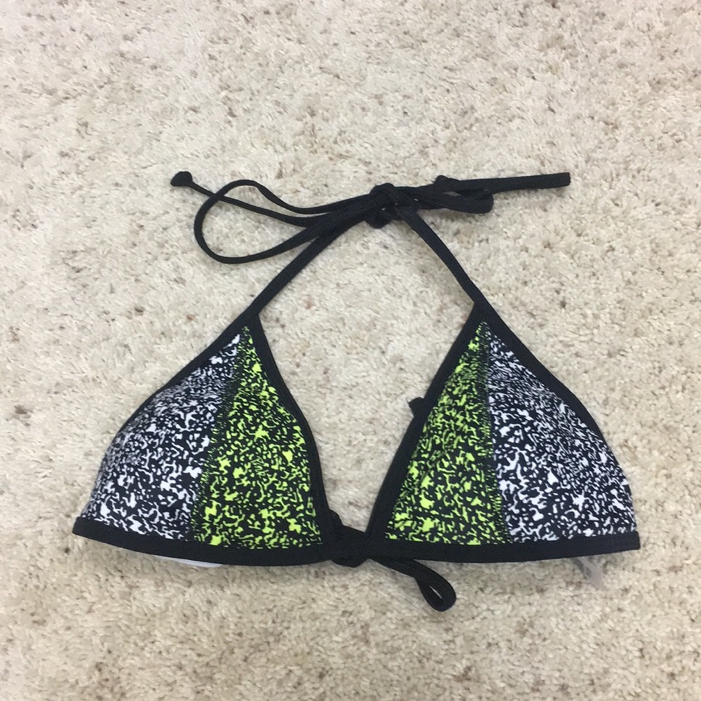 PINK Victoria’s Secret Swim Top